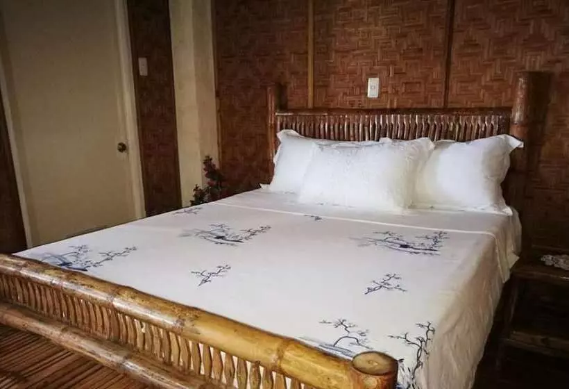 پانسیون Cruz Phillips Lodging Services