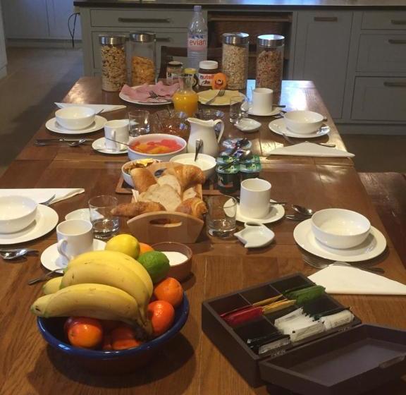 פנסיון Le Manoir De La Vieille Douve