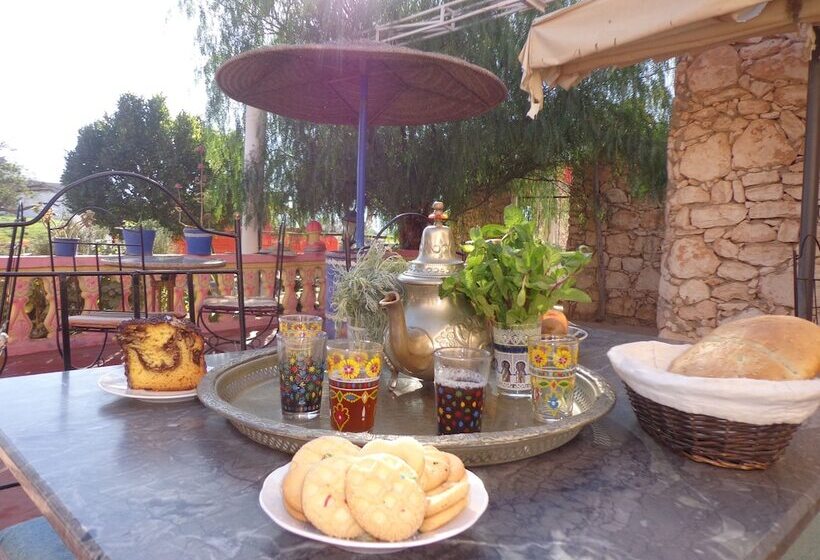 بنسيون Les Tajines Bleus