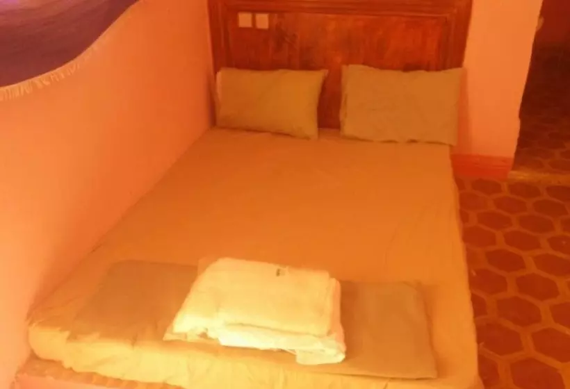 Majatalo Riad Tinfou