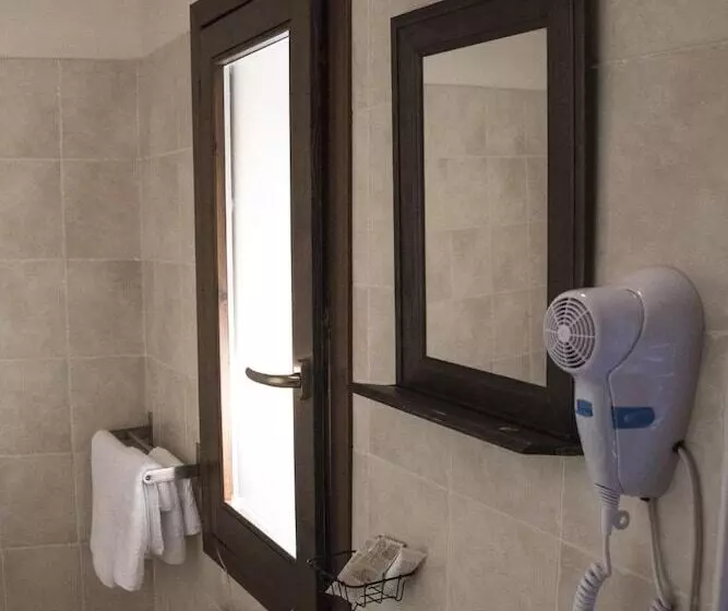 Aamiaismajoitus (B&B) Locanda Del Borgo