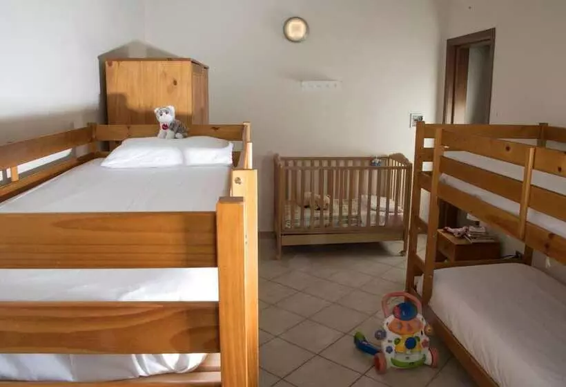 Aamiaismajoitus (B&B) Locanda Del Borgo