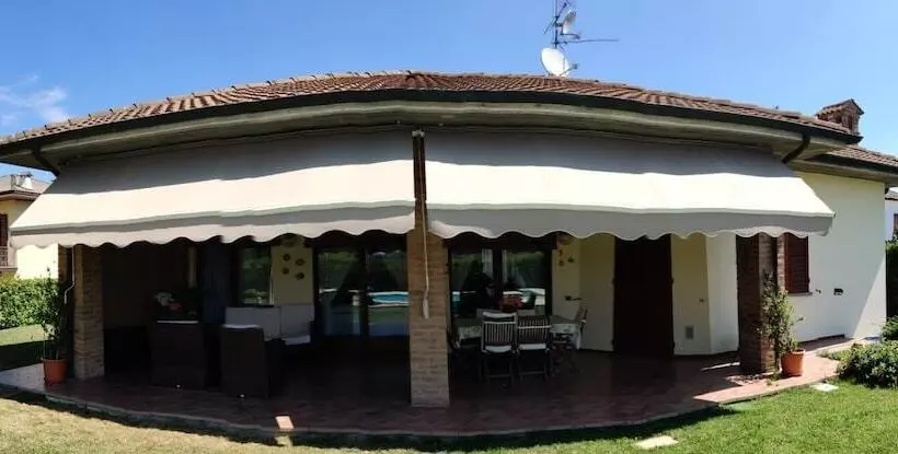 ベッドアンドブレックファースト Marinella B