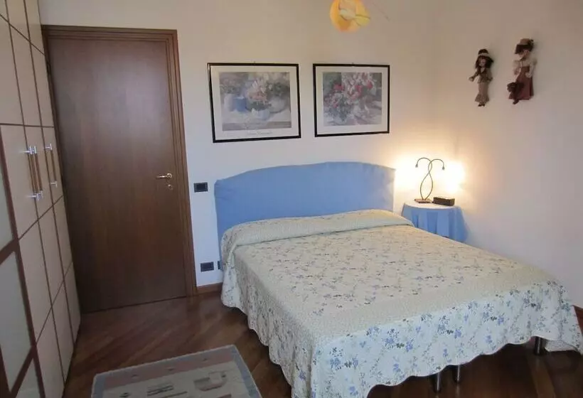 ベッドアンドブレックファースト Marinella B