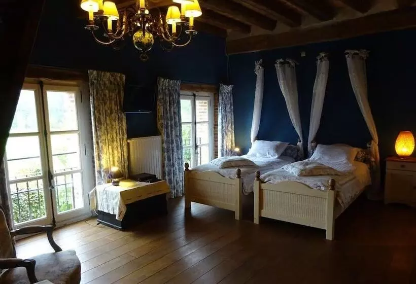 Aamiaismajoitus (B&B) Moulin De Sévoux