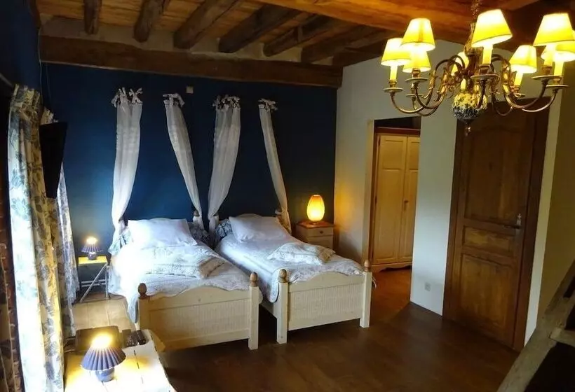 Aamiaismajoitus (B&B) Moulin De Sévoux