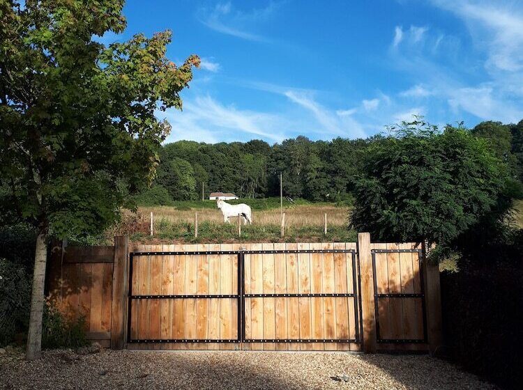 住宿加早餐  Moulin De Sévoux