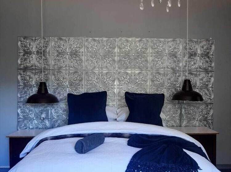 צימר Ukholo Lodge