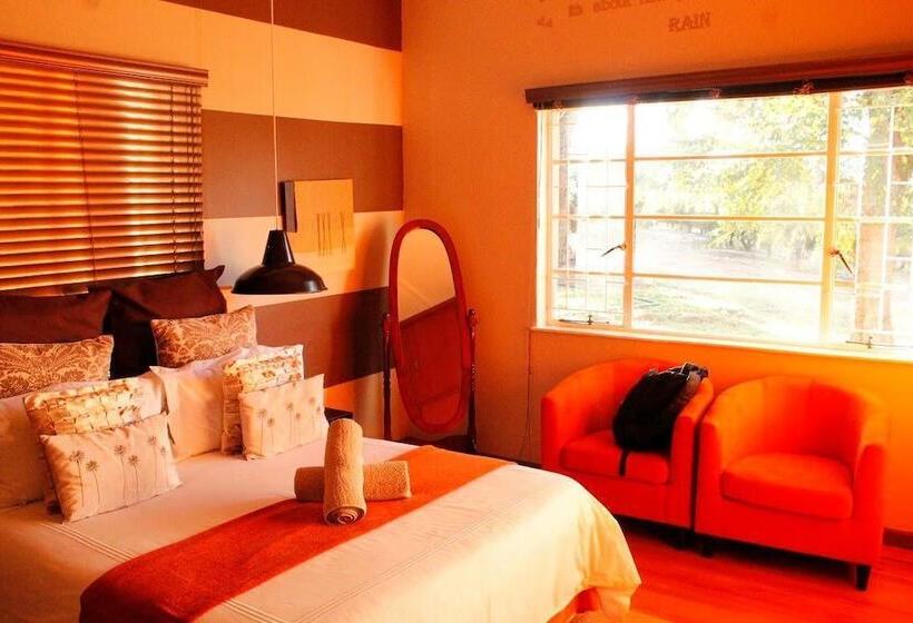 צימר Ukholo Lodge