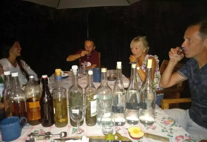 Aamiaismajoitus (B&B) Valreley, Chambres Et Table D Hôtes Eco Friendly Avec Bain Nordique Au Sud Du Massif Du Jura