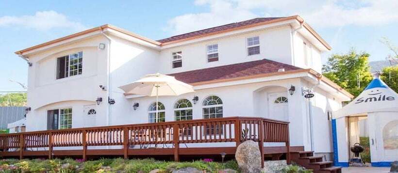 Hapcheonho View Smile Pension