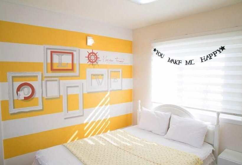 Hapcheonho View Smile Pension