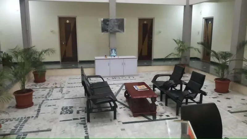 Hotel Arjun Pride