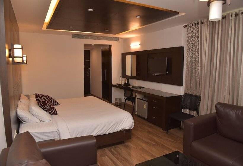 בית מלון כפרי Armani Residency