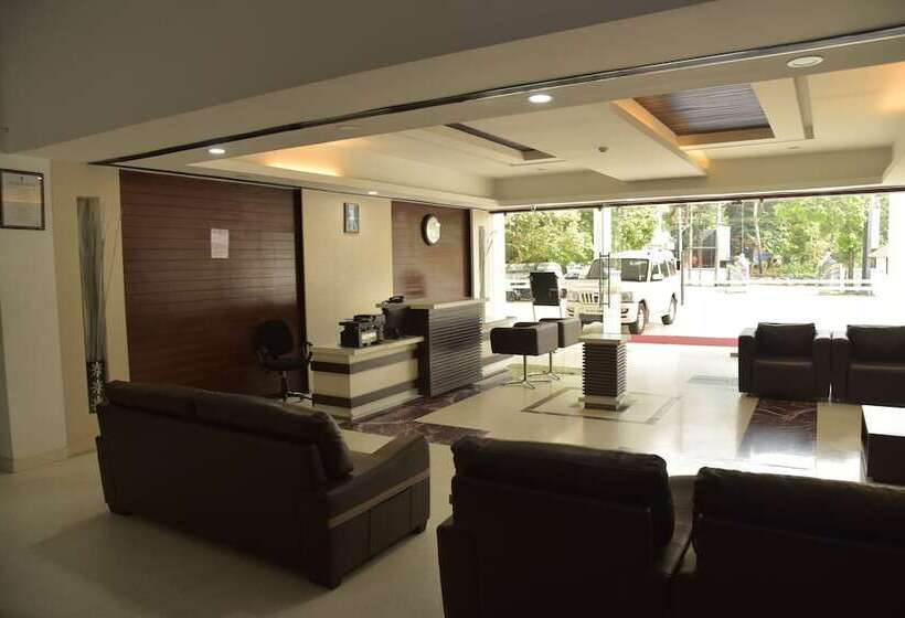 בית מלון כפרי Armani Residency