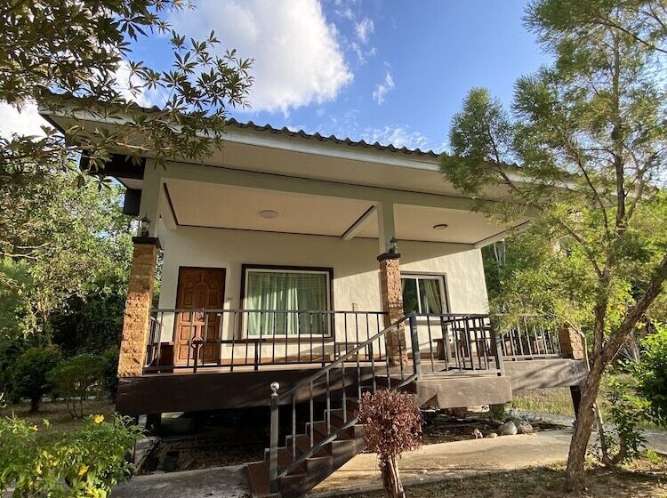 호텔 Brown Andaman  Krabi