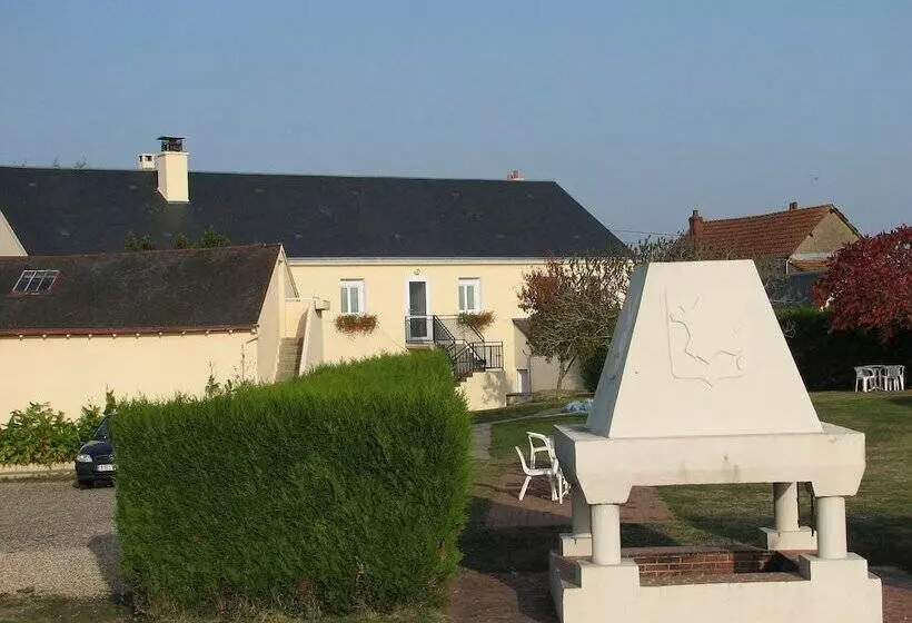 ホテル Hôtel Le Grand Cerf