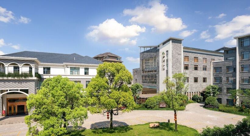 Отель Jiuhua Mountain Xifeng