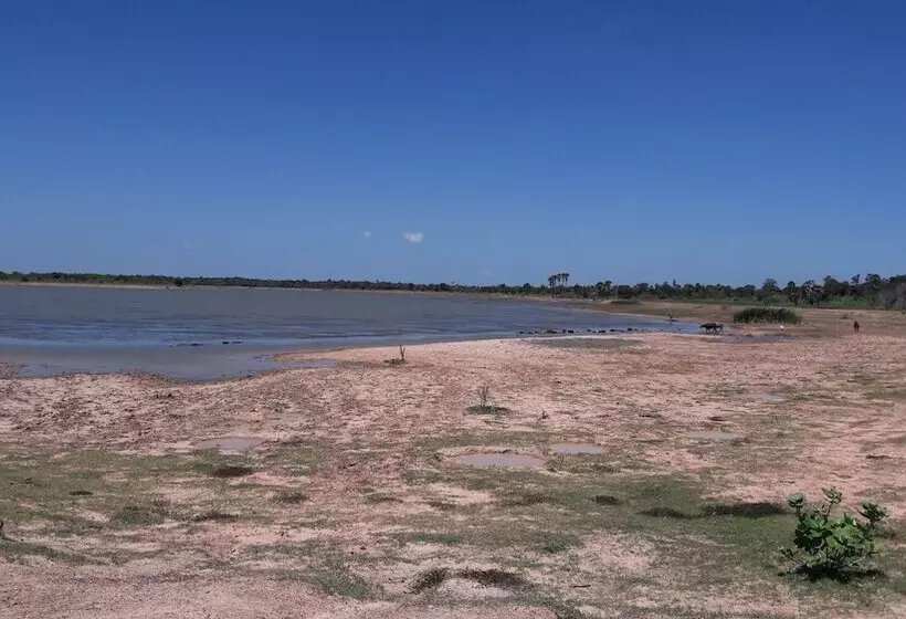 هتل Lake Resort Korat