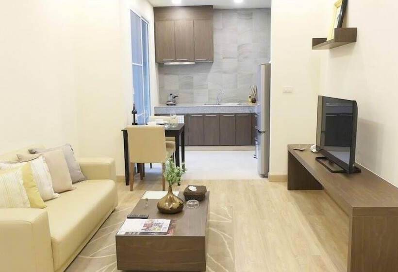 ホテル The Garden 304