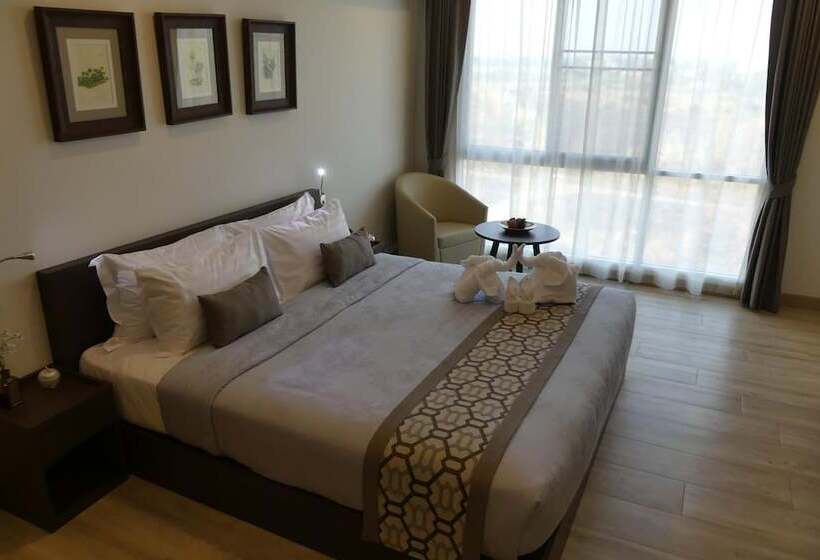 בית מלון כפרי The Garden 304