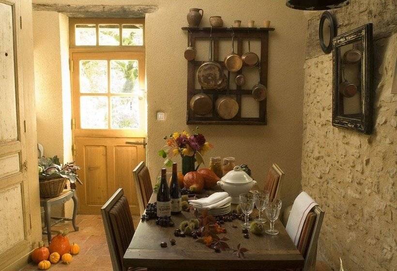 بنسيون Le Moulin Bregeon