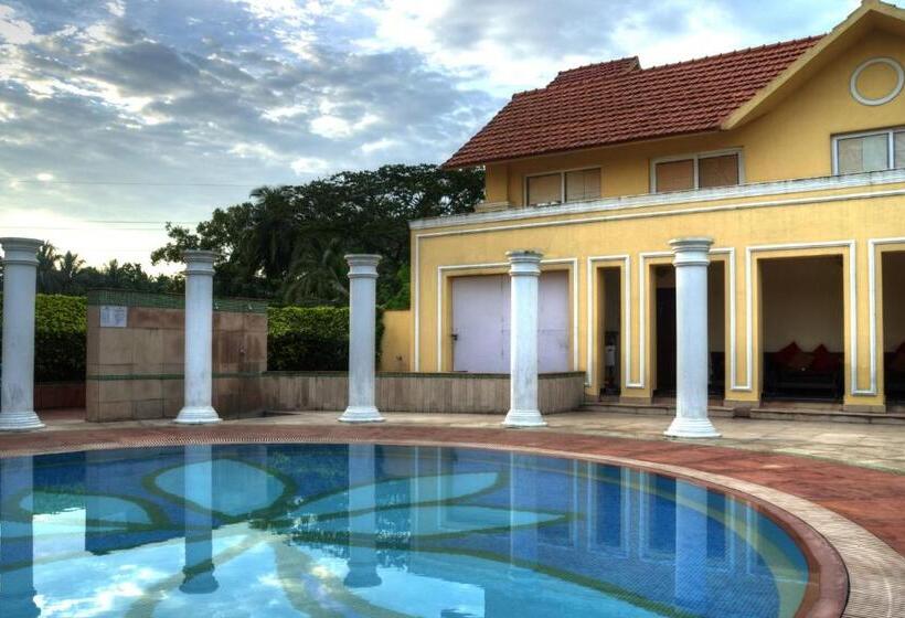 Resort Country Roads