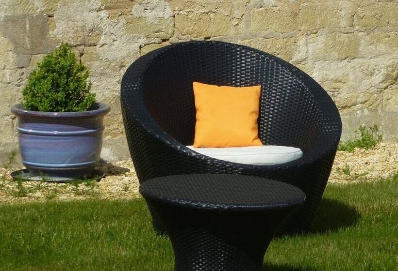 민박 Chambre D Hôte Domaine De La Maison Neuve