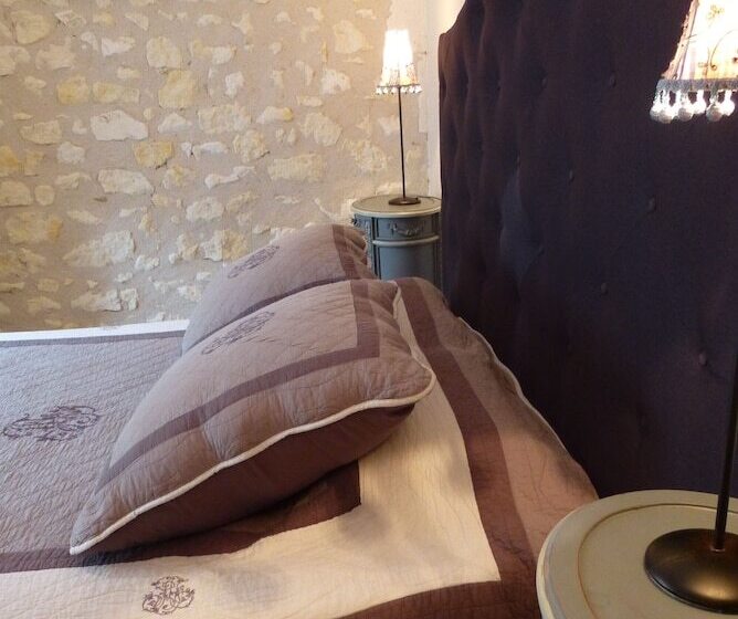 민박 Chambre D Hôte Domaine De La Maison Neuve