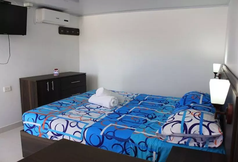 ホテル Marineros Club Nautico