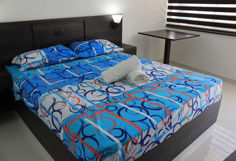 ホテル Marineros Club Nautico