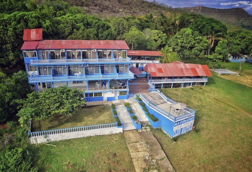 ホテル Marineros Club Nautico