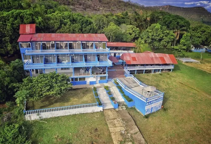 ホテル Marineros Club Nautico