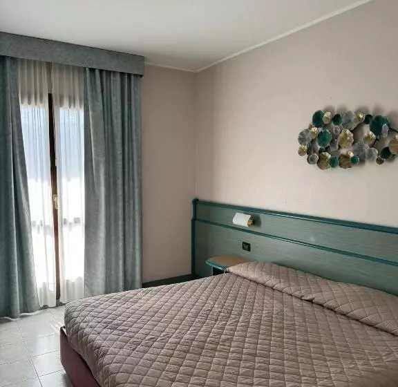 Hotelli Pian Del Sole