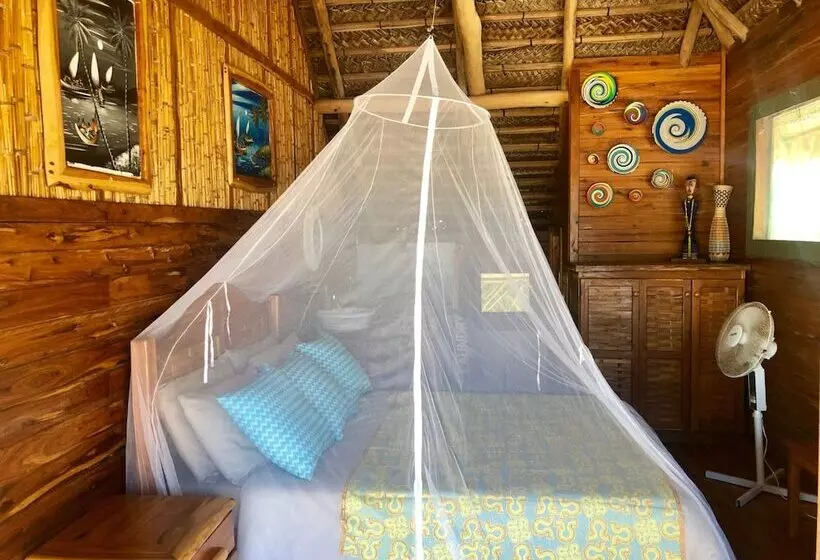 Hotelli Pura Vida Lodge