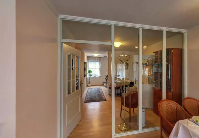 Hotelli Reinhardtshof Garni