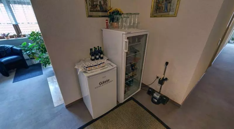 Hotelli Reinhardtshof Garni