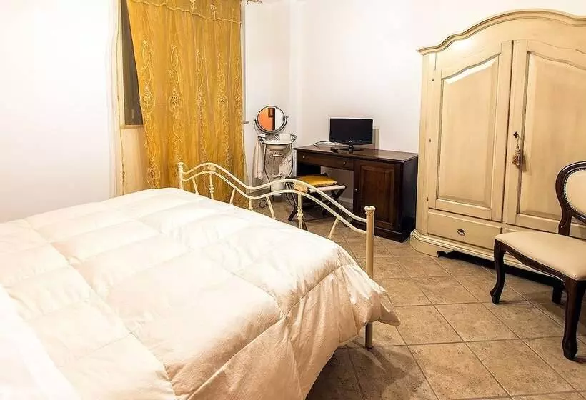 田舎風ホテル Agriturismo Il Colle Dei Ceci