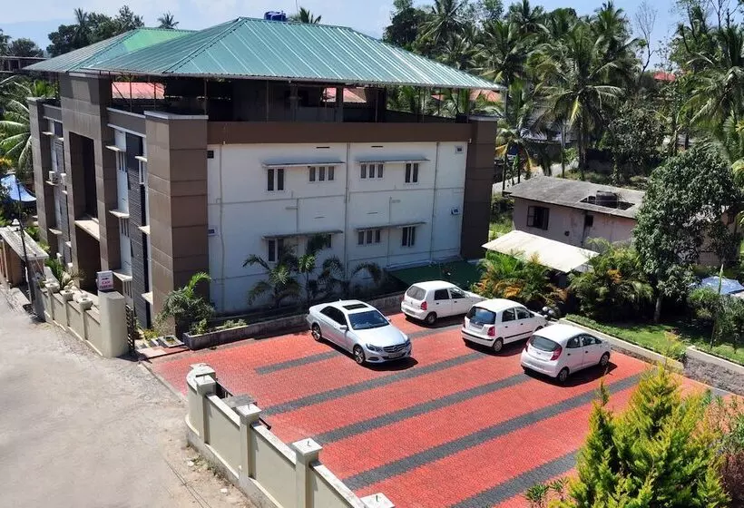 Hotelli Wayanad Cliff Apartment