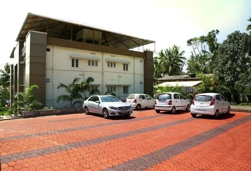 Hotelli Wayanad Cliff Apartment
