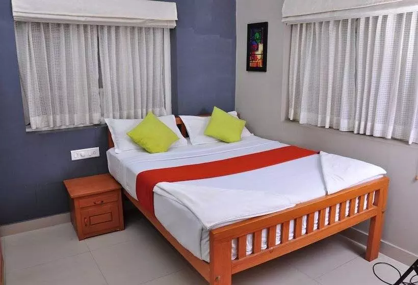 Hotelli Wayanad Cliff Apartment