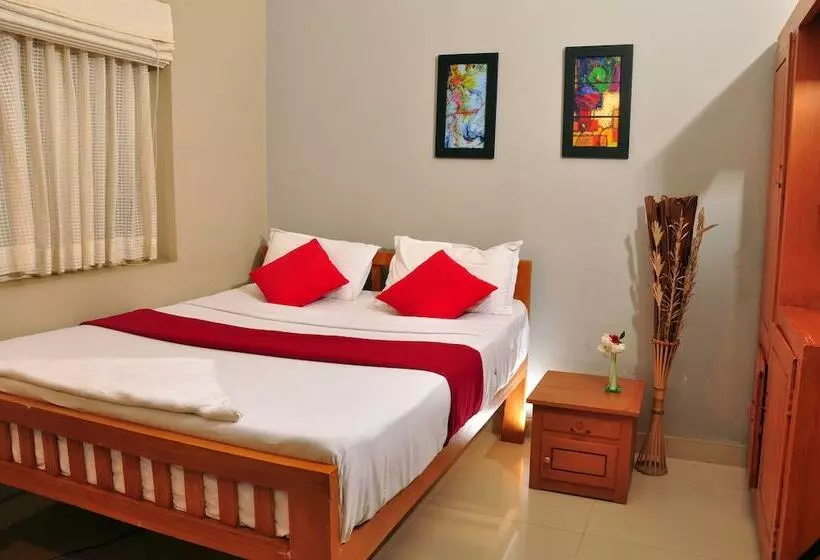 Hotelli Wayanad Cliff Apartment