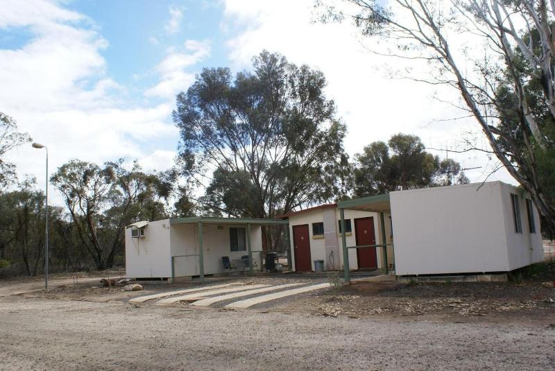 Inglewood Motel And Caravan Park Victoria
