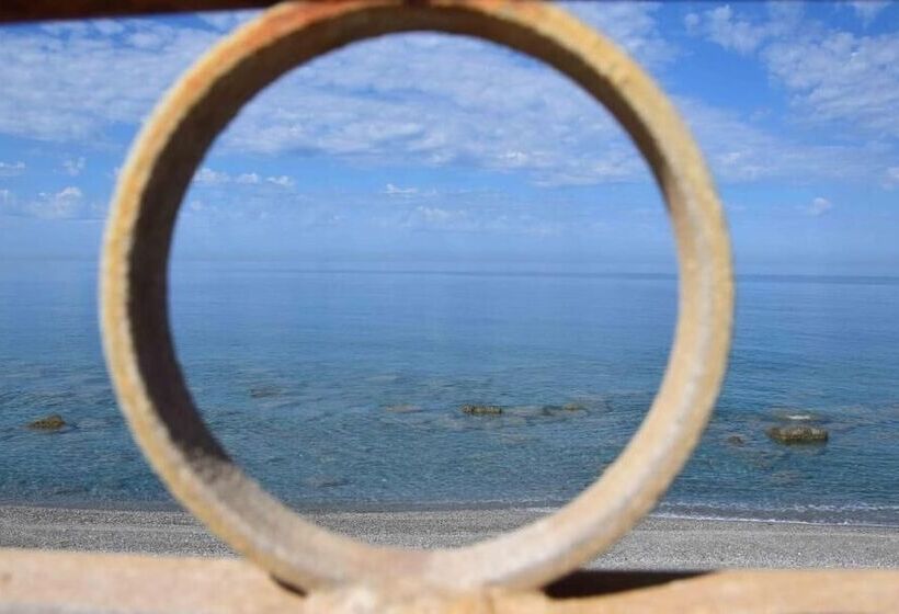 膳宿费 A Due Passi Dal Mare