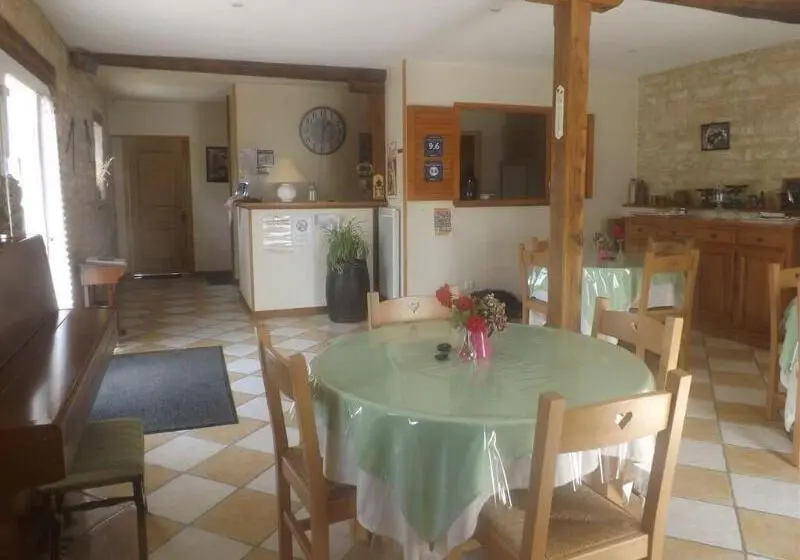 Majatalo Chambres D'hôtes Le Clos Poli