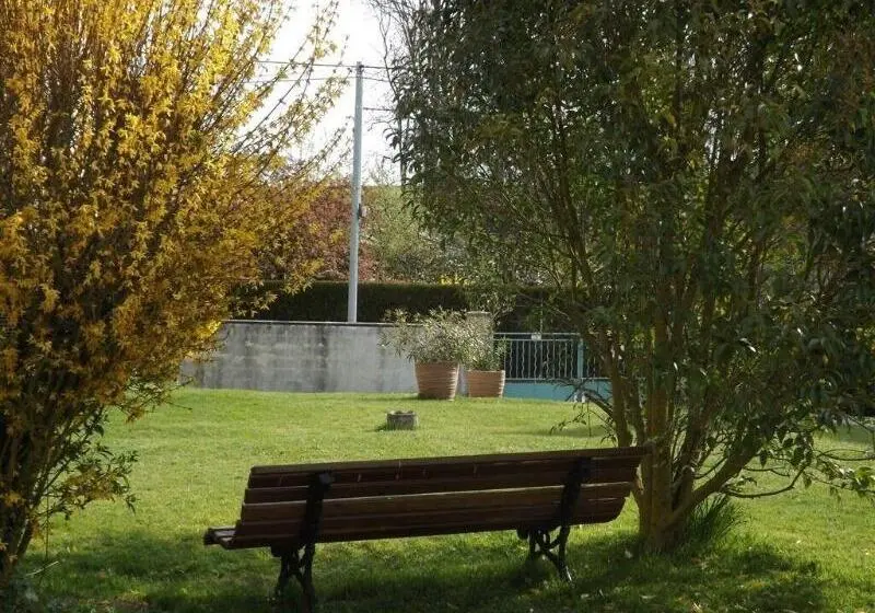 Majatalo Chambres D'hôtes Le Clos Poli