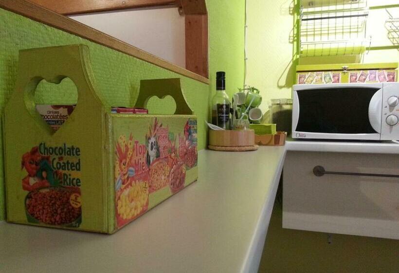 Bed and Breakfast Chambres D Hôtes Au Grillon Dort