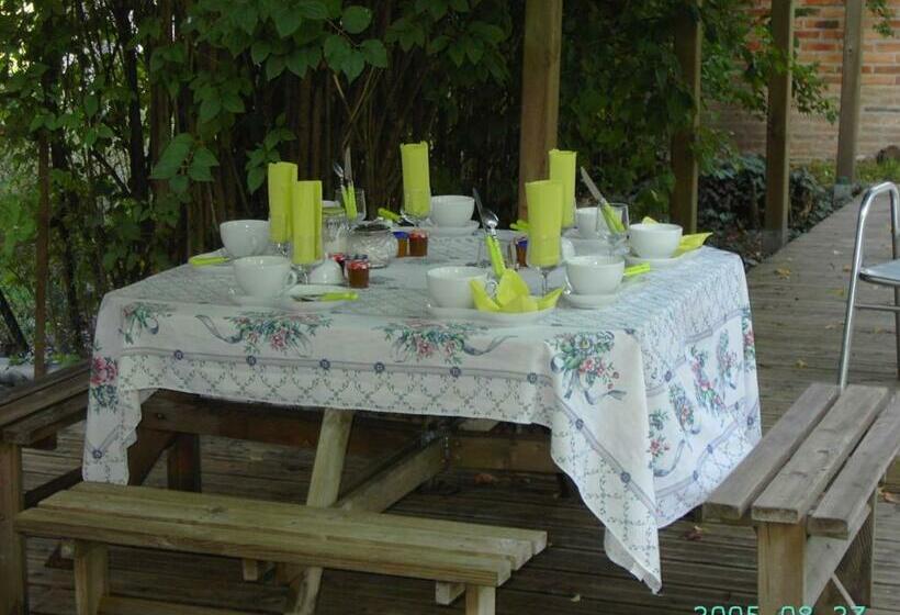 Bed and Breakfast Chambres D Hôtes Au Grillon Dort