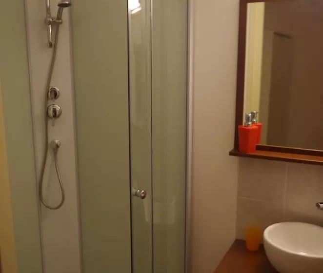 Aamiaismajoitus (B&B) Maison D'hôtes Le Cadran Solaire