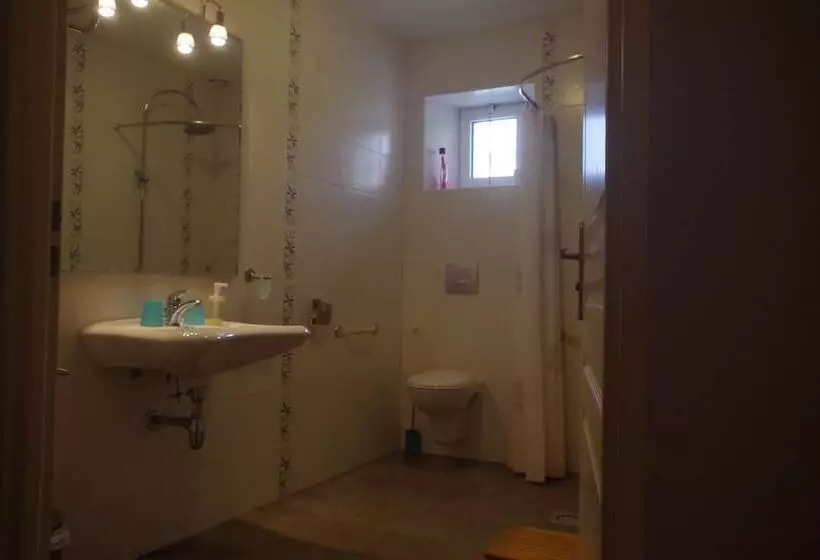 Aamiaismajoitus (B&B) Maison D'hôtes Le Cadran Solaire